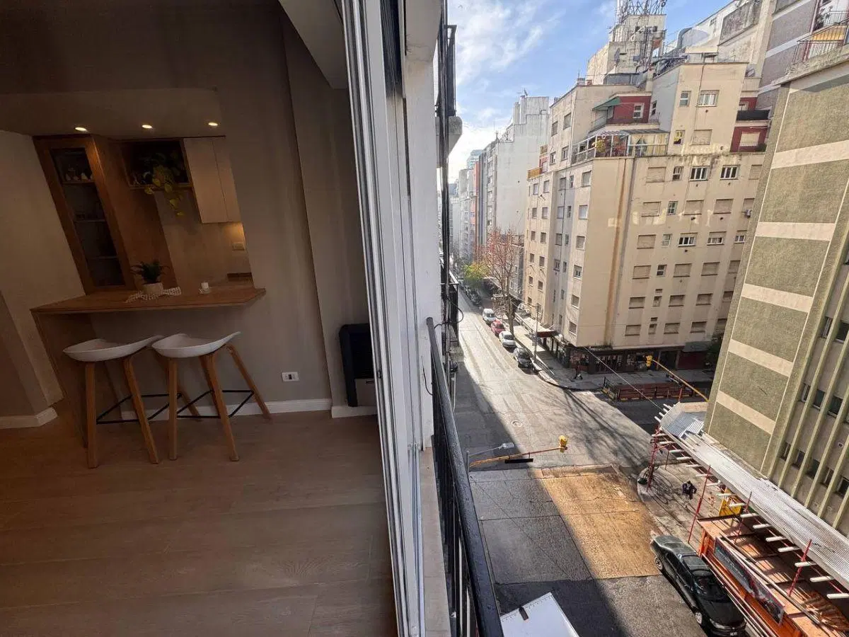 2 AMBIENTES AL FRENTE RECICLADO A NUEVO 2