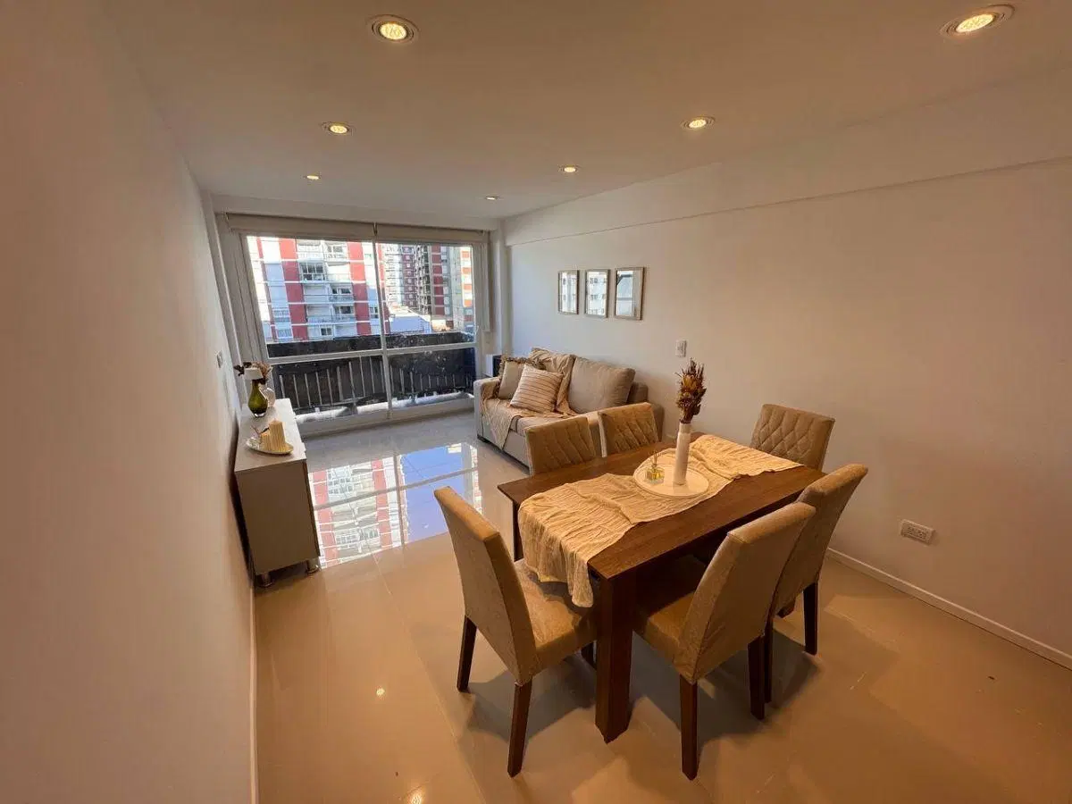 2 AMBIENTES CON DEPENDENCIA CON VISTA AL MAR 1