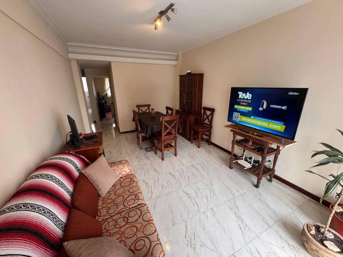 2 AMBIENTES CON DEPENDENCIA - ZONA PLAZA MITRE 3