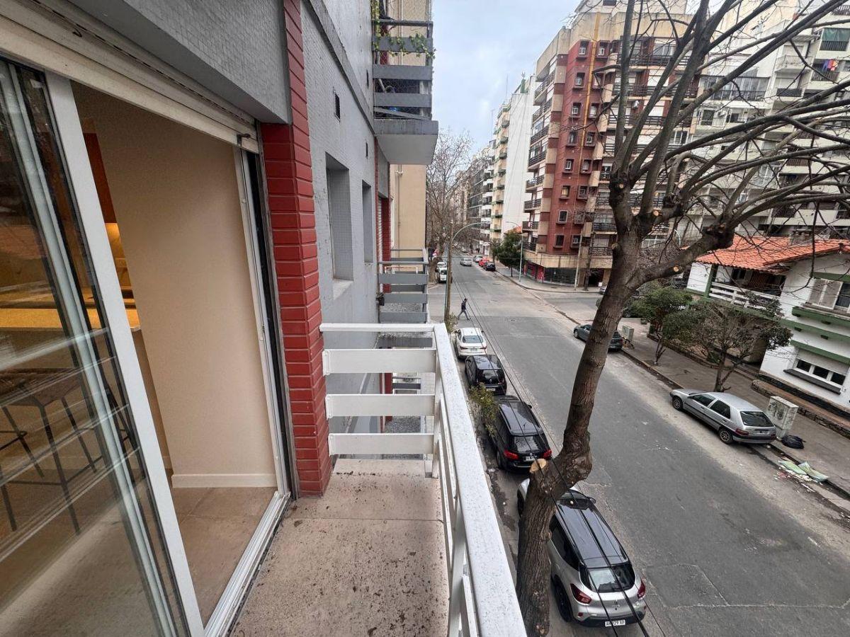 Foto de 2 AMBIENTES AL FRENTE CON BALCON - RECICLADO, imagen 5