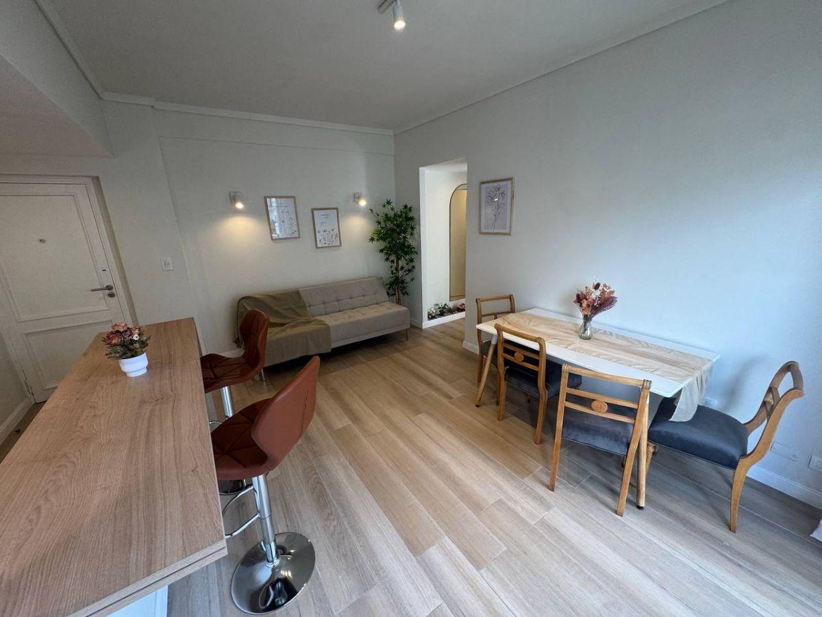 Foto de DEPARTAMENTO 2 AMBIENTES CON 2 BALCONES EN PLAZA COLON, imagen 3