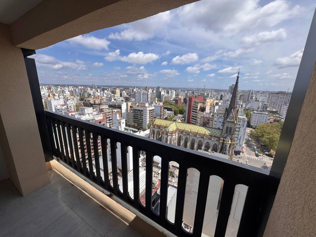 Foto de 3 AMBIENTES CON VISTA PANORAMICA EN EDIFICIO LAFAYETTE, imagen 2