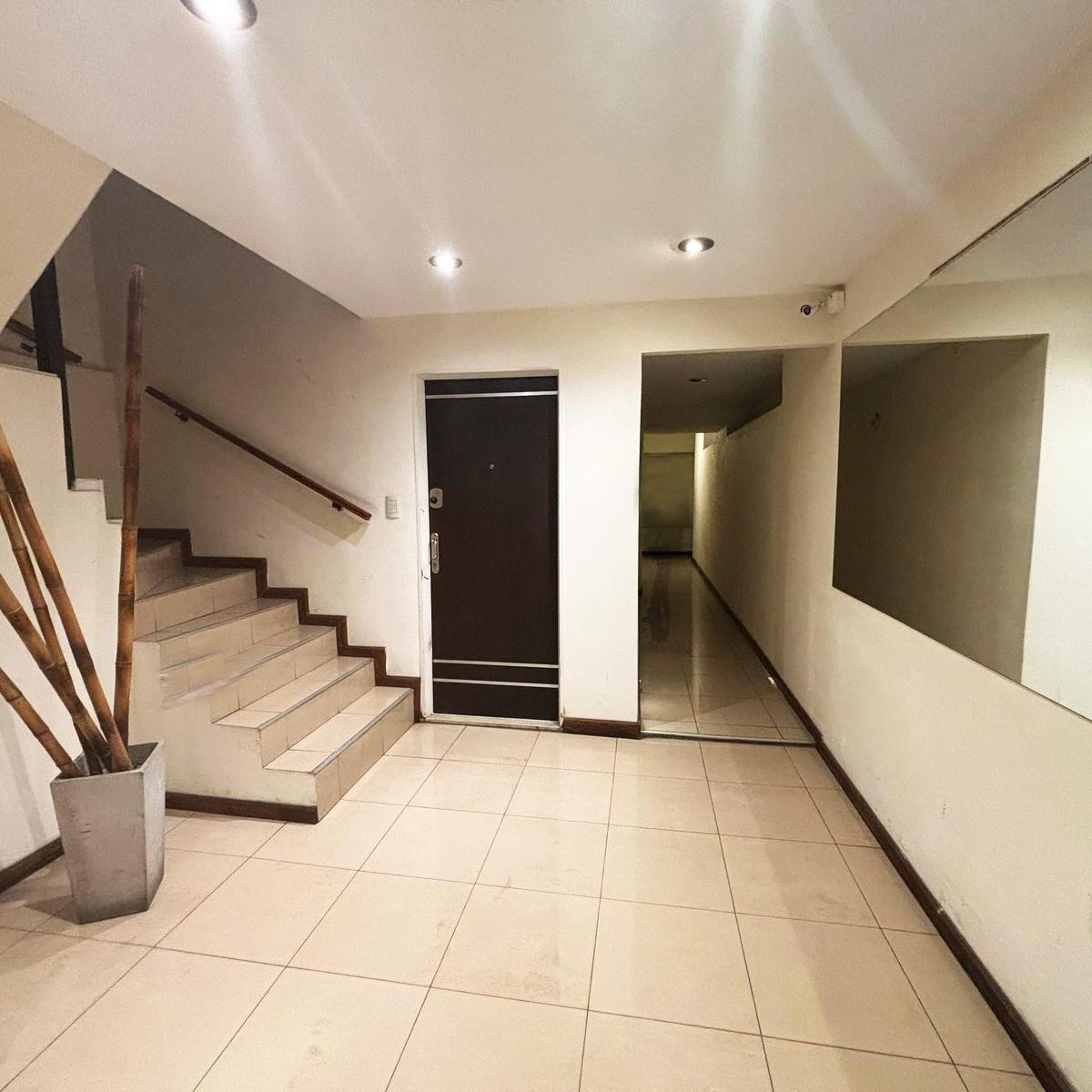 Venta. Retasado. Departamento de 1 Dormitorio Ubicado en Planta Baja. 4