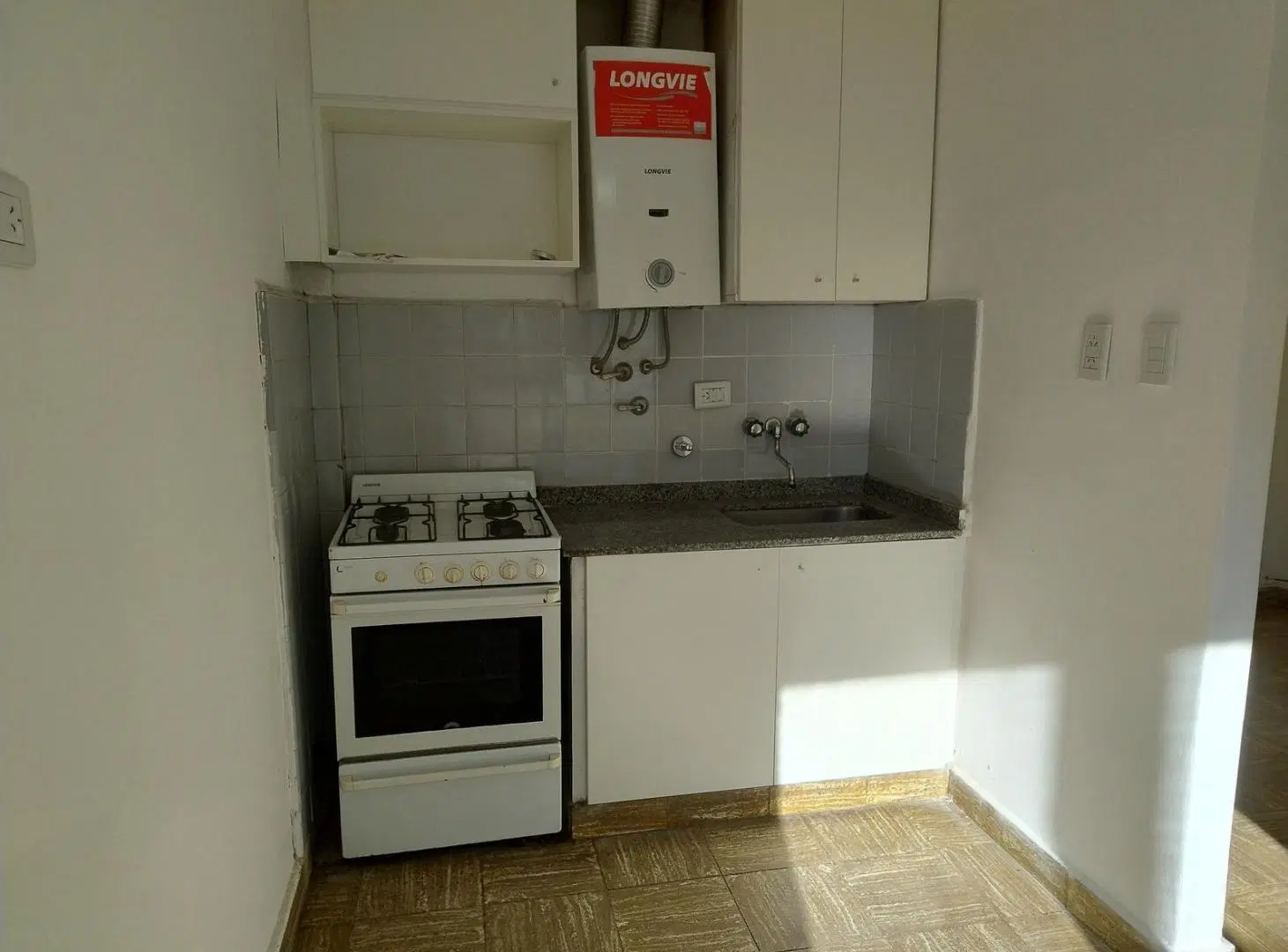 Departamento de 2 dormitorios en  Echesortu - Crespo 1049 5