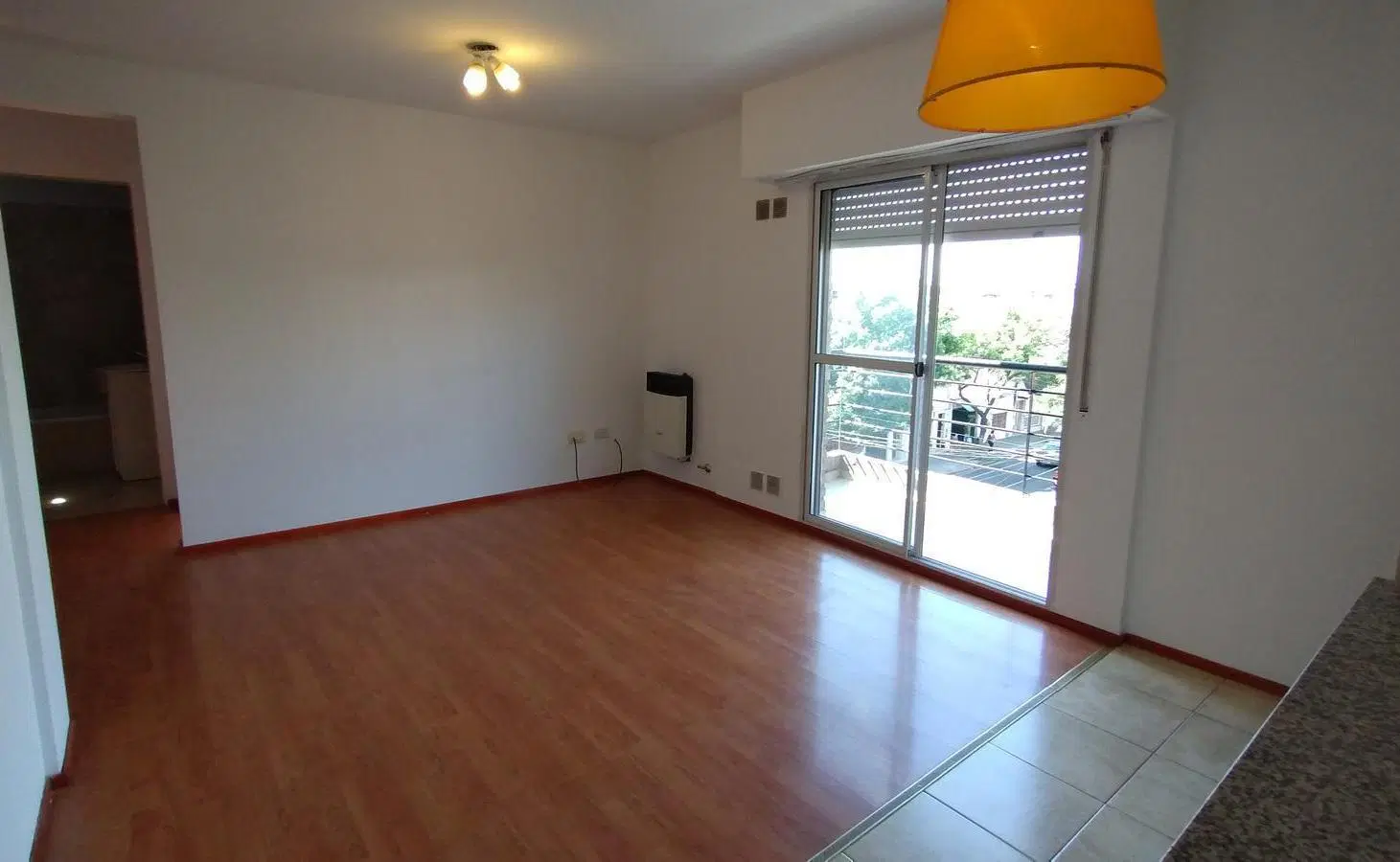 1 dormitorio -- Entre Ríos 2498 03-02 - Totalmente externo 2