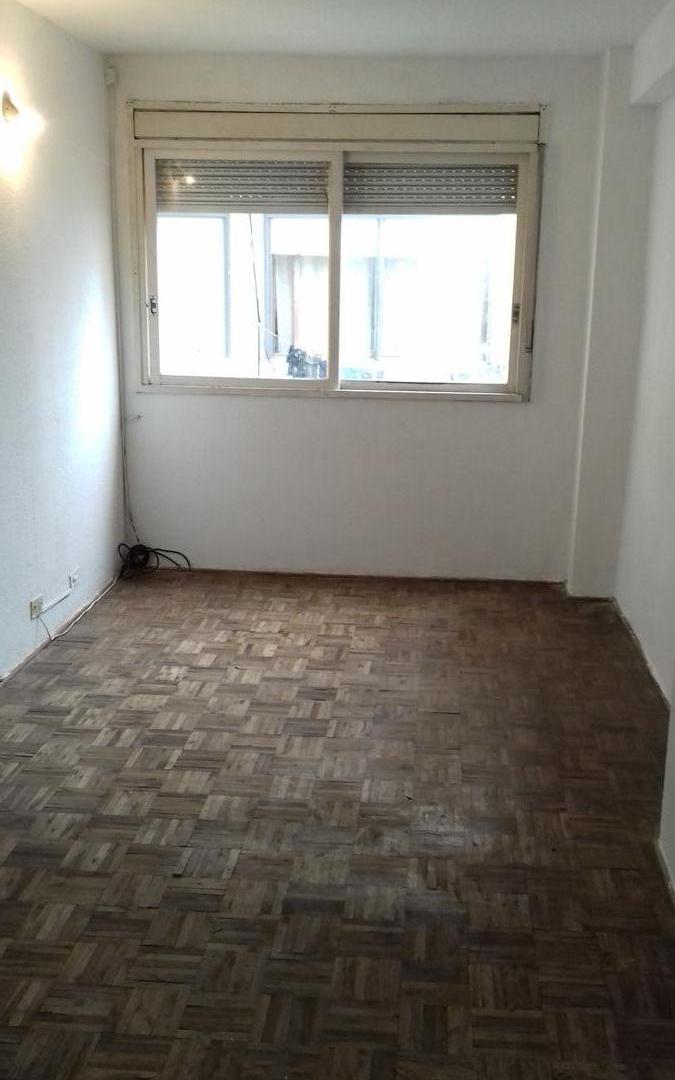 Foto de Alquiler - 1 dormitorio - Urquiza 2032, imagen 2