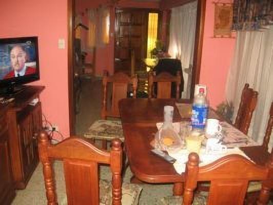 Grande y Comoda Casa en Venta! 5