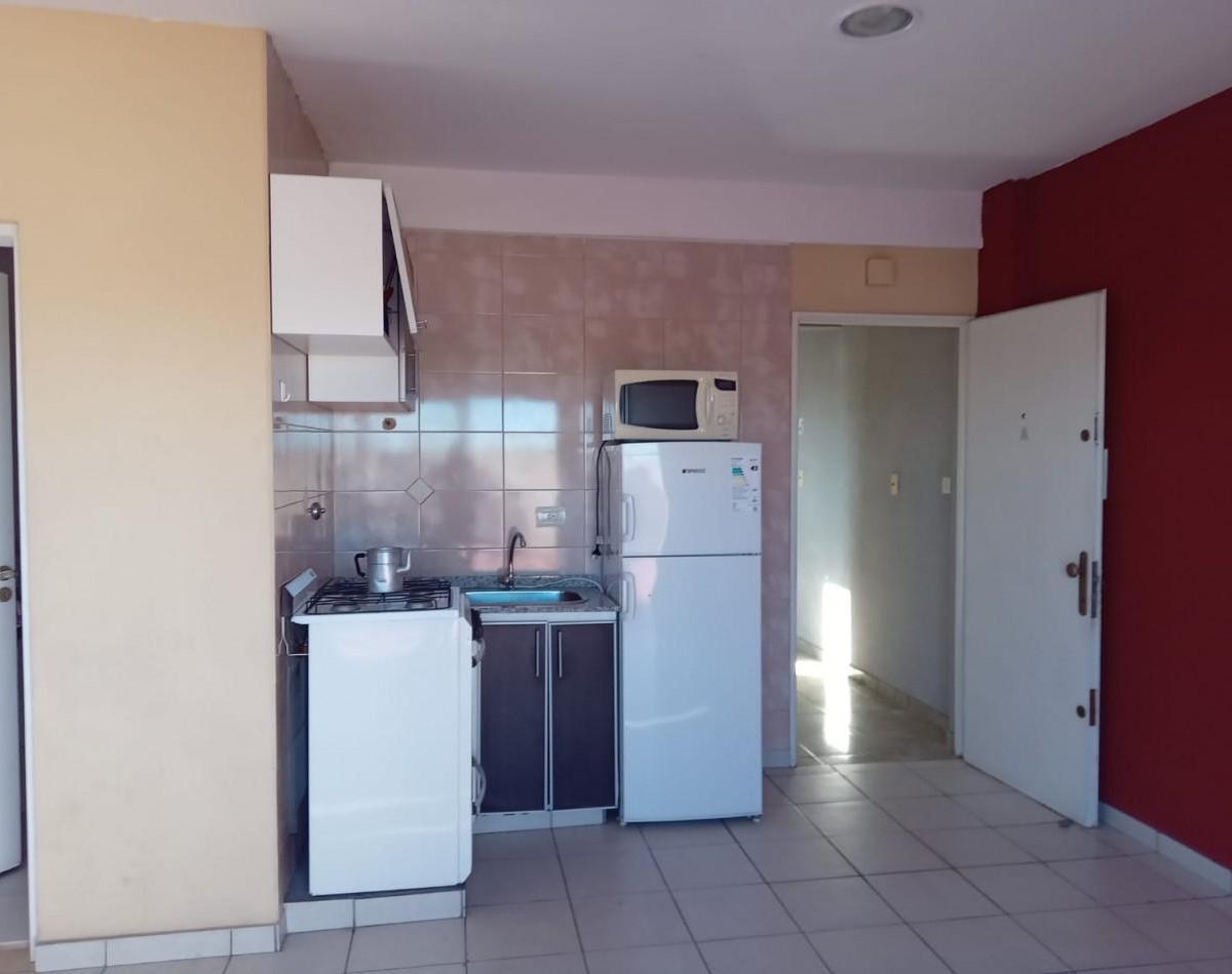 Cochera en Venta en Lanus Oeste 5