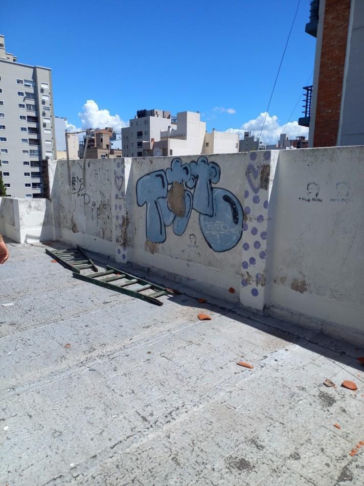 Departamento en Venta de 4 Amb con Depto de 2 Amb Arriba en Lanus Oeste Apto Credito Bancario 4