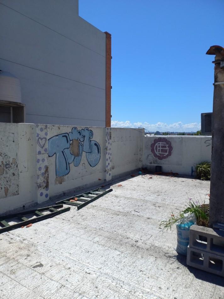 Departamento en Venta de 4 Amb con Depto de 2 Amb Arriba en Lanus Oeste Apto Credito Bancario 3