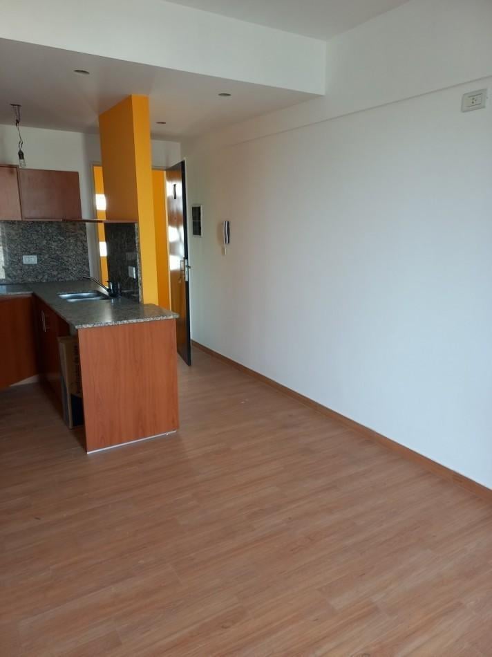 Foto de Hermoso PH de 2 ambientes en Alquiler!! Excelente vista !!!!, imagen 2