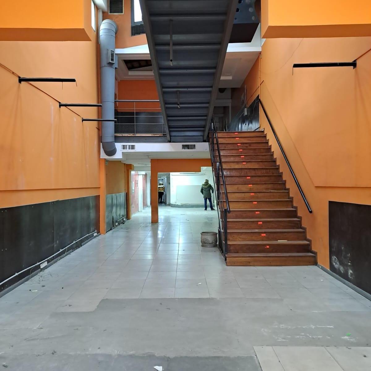 Foto de IMPORTANTE LOCAL COMERCIAL, imagen 4