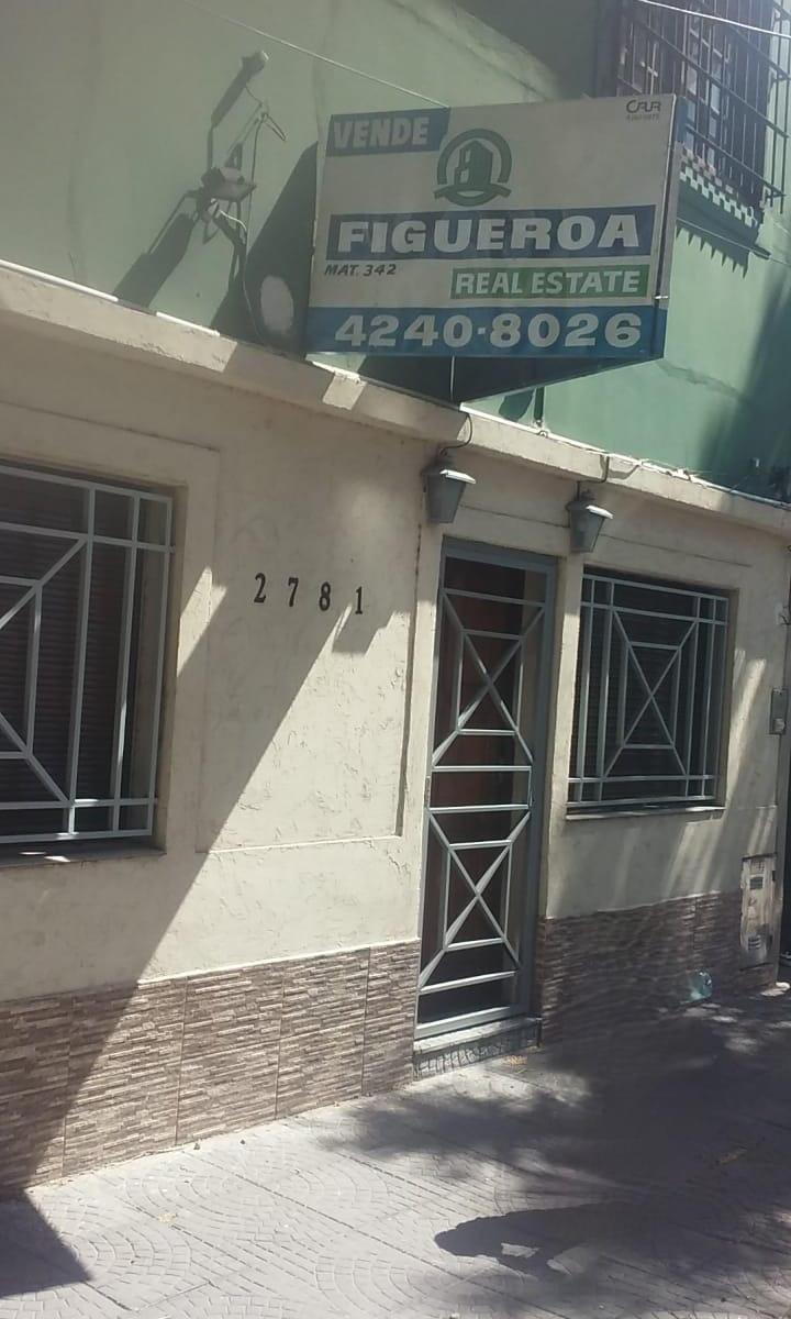 NUEVO VALOR !!!! OPORTUNIDAD, DTO T CASA 2 AMB FRENTE A 5 CUADRAS ESTACION