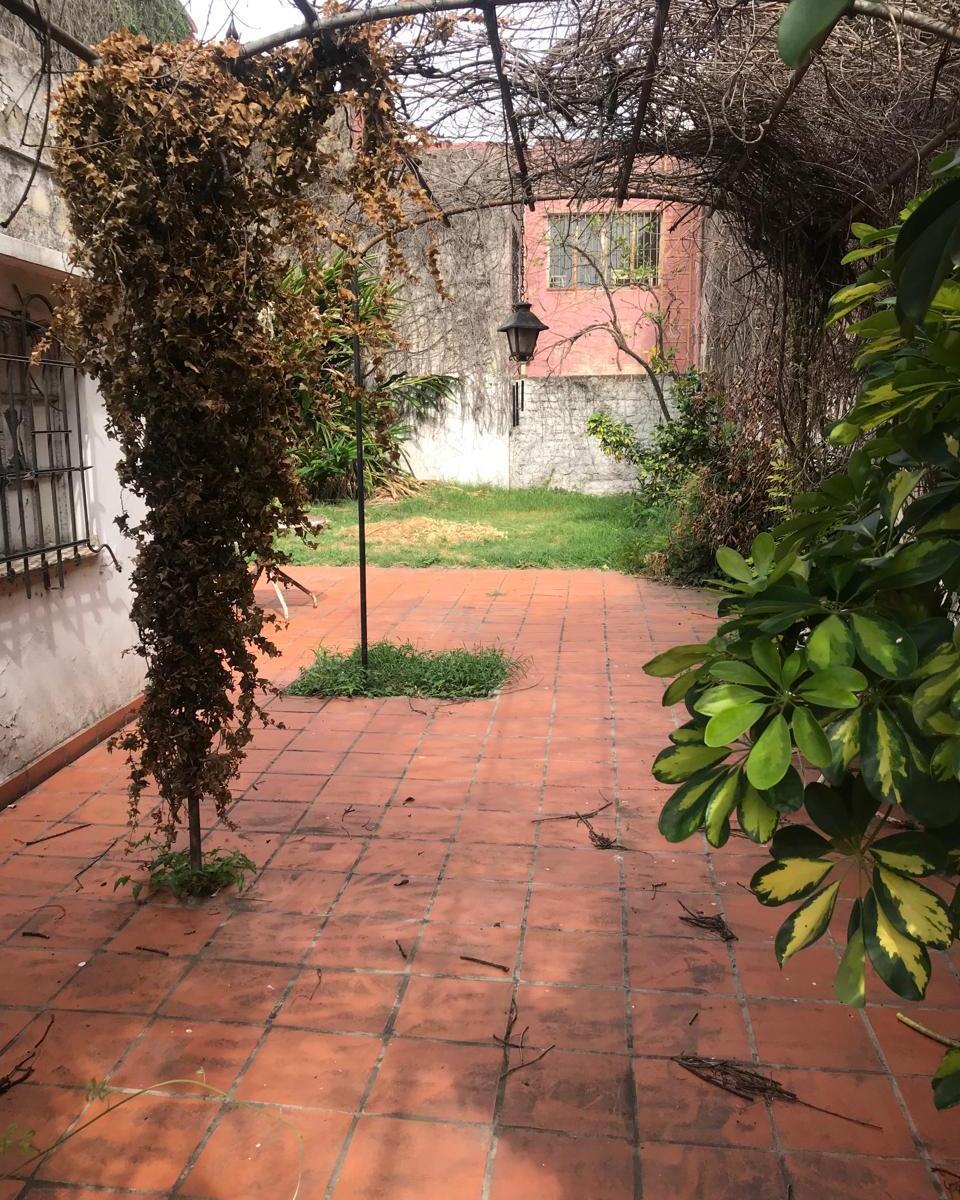 Venta en Comun Libre de Gastos, Lote 8.66 X 48.12, Vélez Sarfield Al 2500 5