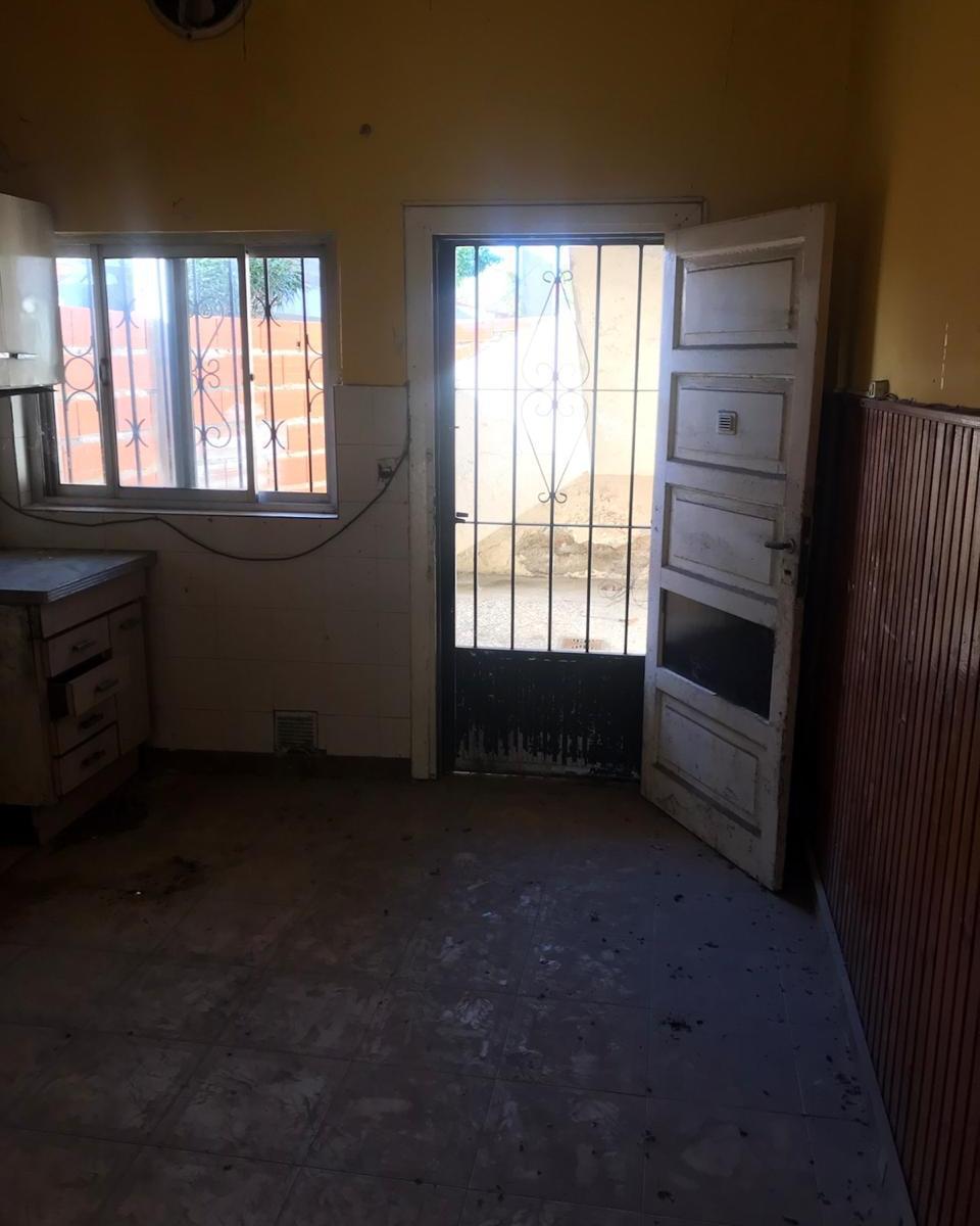 Dto de 3 amb planta baja y cochera