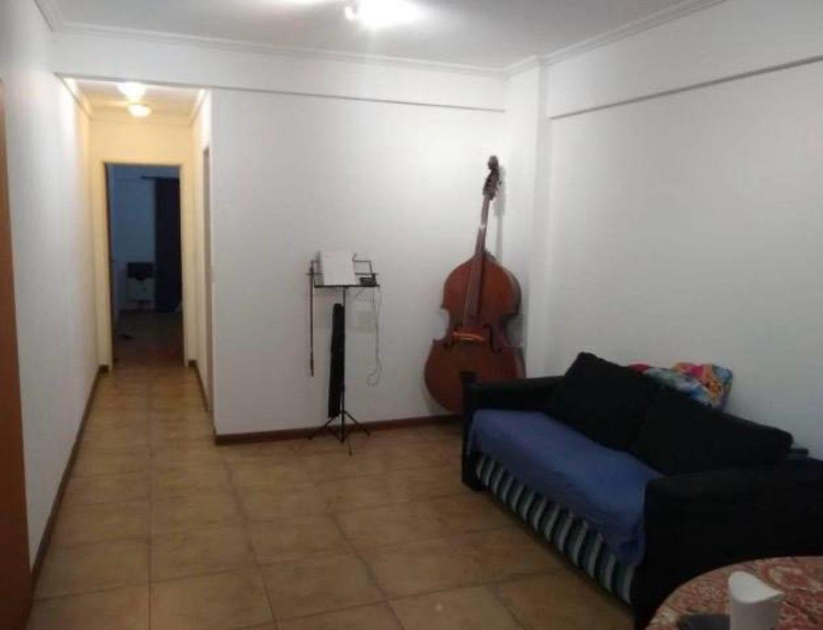 Foto de Departamento 2 amb. Centro con cochera techada., imagen 2
