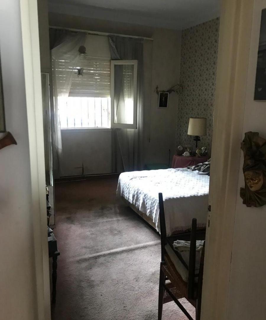 Foto de Casa 3 Ambientes Amplios, Lote 8.66 X 38 mts. Vélez Sarfield Al 2500, imagen 4