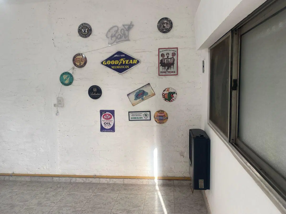 Casa de 3 ambientes con todos los servicios. Se toman vehículo en parte de pago 8