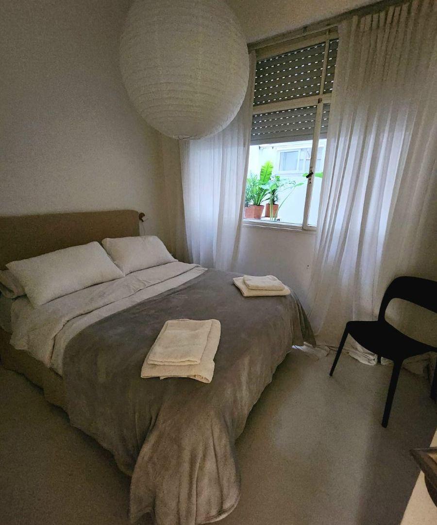 2 ambientes con patio en Recoleta
Arenales 1900
650 dólares
