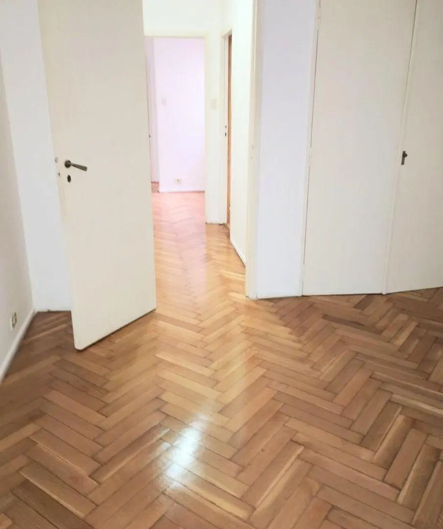 2 ambientes al frente en Recoleta, muy luminoso , alquiler temporario sin muebles, USD 450 + exp 4