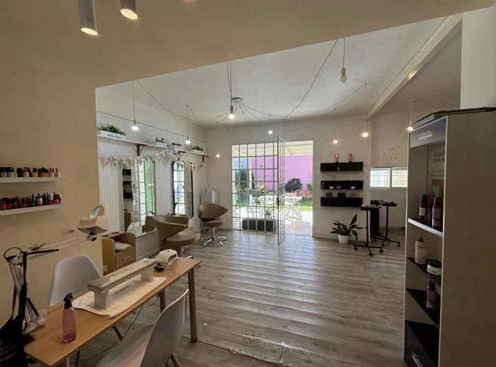 Alquiler Comercial Monte Grande Casa de 3 ambientes de 90m2 excelente ubicacion 4