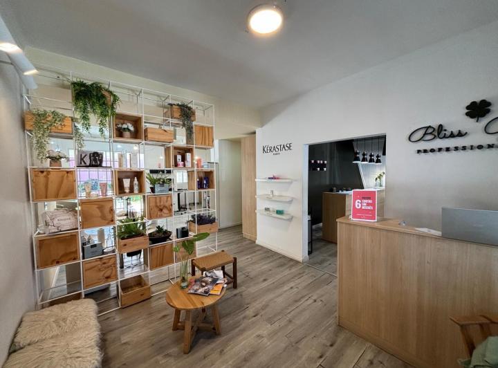 Alquiler Comercial Monte Grande Casa de 3 ambientes de 90m2 excelente ubicacion 5