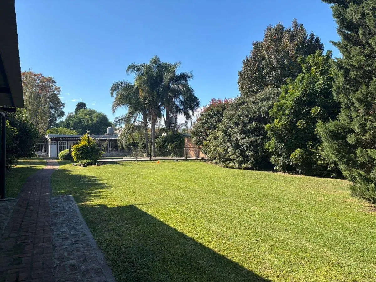 Venta Monte Grande CasaQuinta de 170m2 sobre Espectacular Lote de 1200m2 (20x60) 5