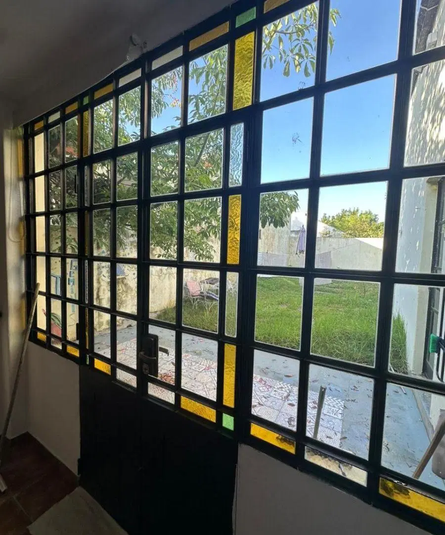 Venta centro Monte Grande Casa de 4 ambiemtes ideal vivienda o uso comercial 2