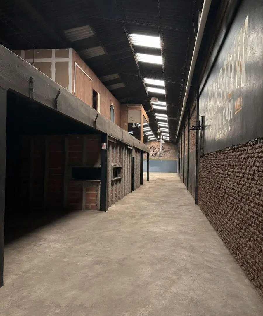 Alquiler Monte Grande Galpon/Deposito/Local 600M2 (10x60) Importante Zona Comercial 4