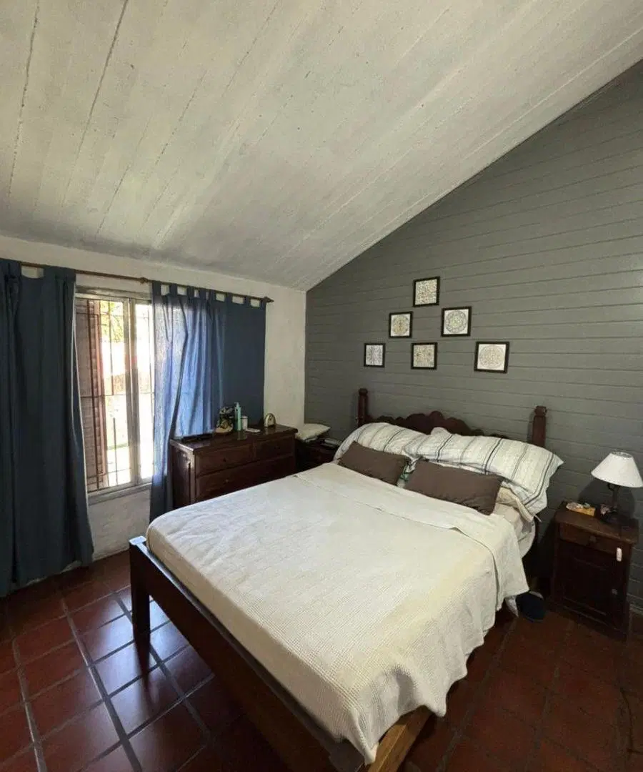 Venta Monte Grande Chalet al frente + Casa al fondo ideal 2 familias o posibilidad de unificar 3