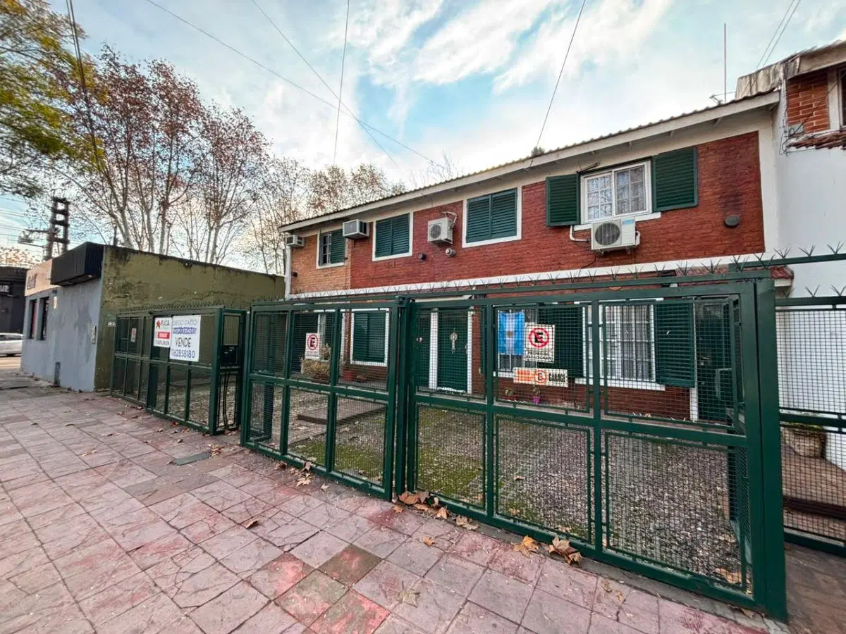 Venta Monte Grande Dúplex de 3 Ambientes c/estacionamiento y patio Apto Credito 3