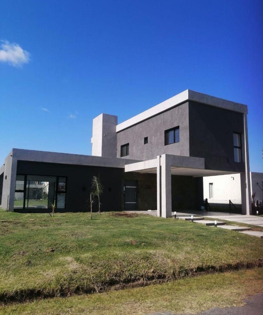 Foto de Venta Canning Santa Rita Club de Campo Casa de 4 Ambientes cochera, imagen 2