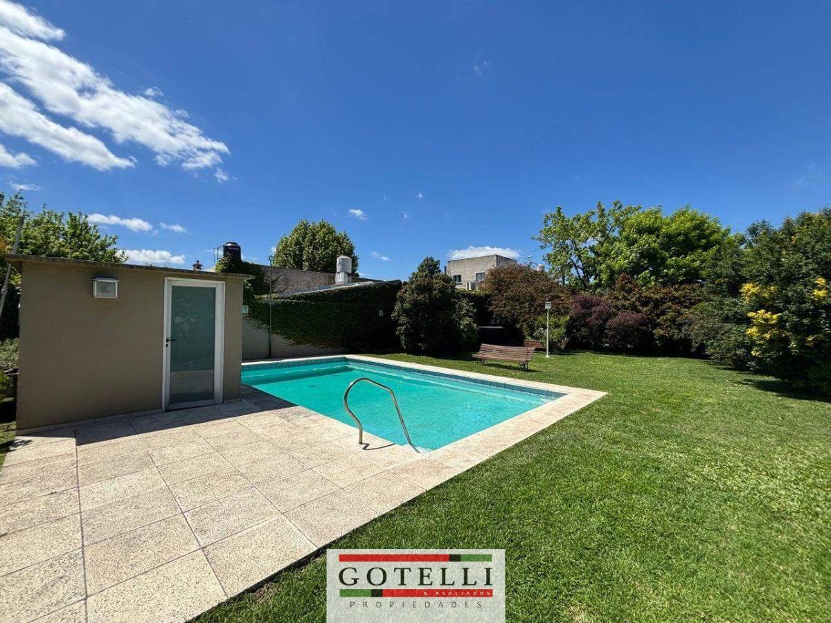 Foto de Venta Ezeiza Chalet de 5 Ambientes + Quincho + Piscina y Hermos Parque, imagen 4