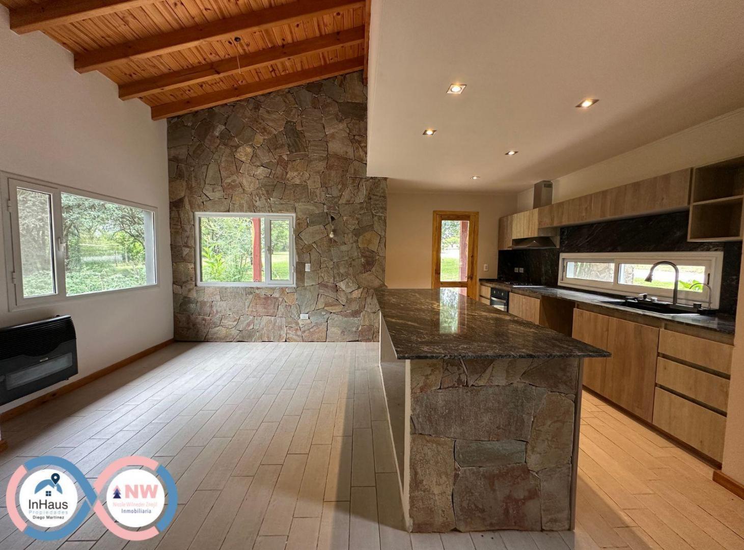 Foto de Casa de categoria con 3 dormitorios Barrio Privado Los Molles Villa General Belgrano, imagen 5