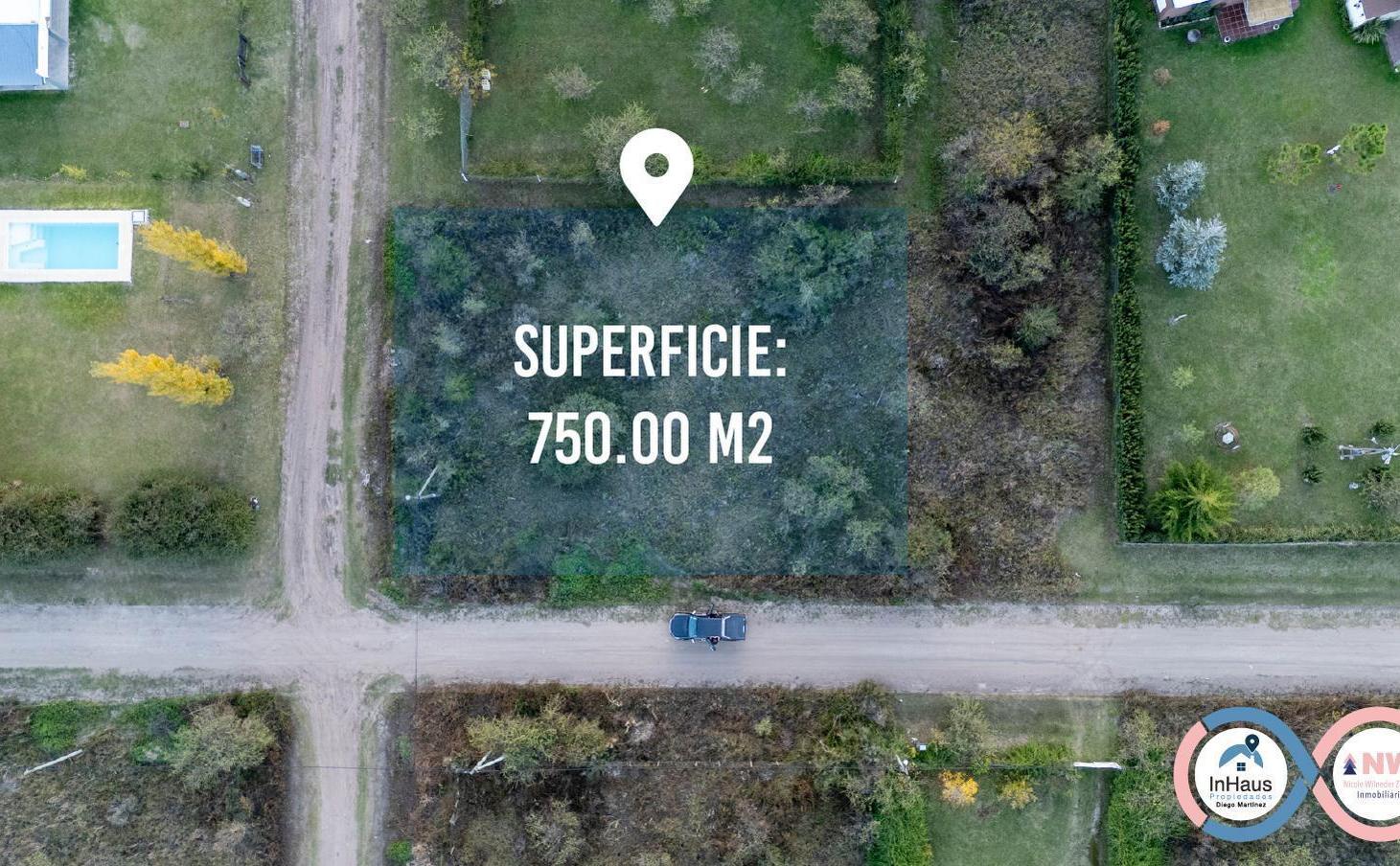 Lote en Los Espinillos a metros del lago