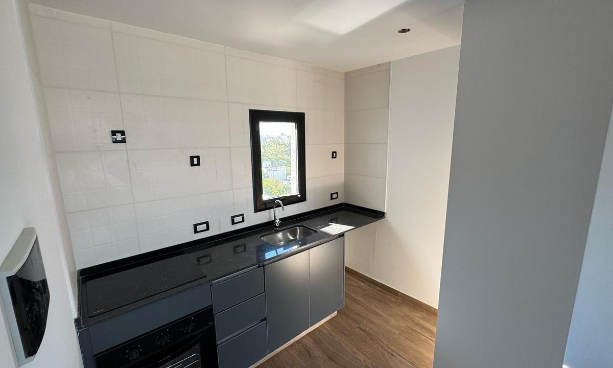 Venta Dos Ambientes a Estrenar C/balcón Dorm en Suite y Vest 5