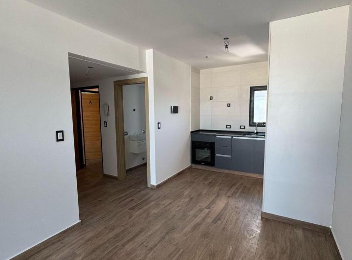 Venta Dos Ambientes a Estrenar C/balcón Dorm en Suite y Vest 2