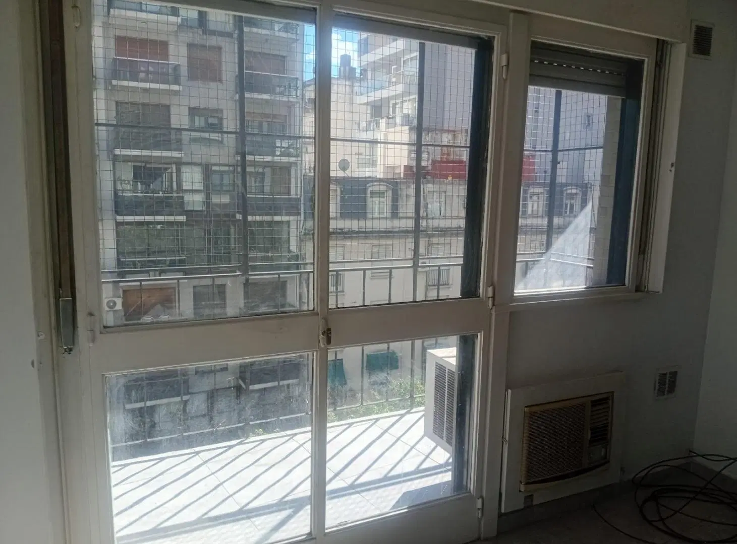 Monoambiente de 36 m2 en alquiler en Palermo media cuadra plaza las heras con balcón 2