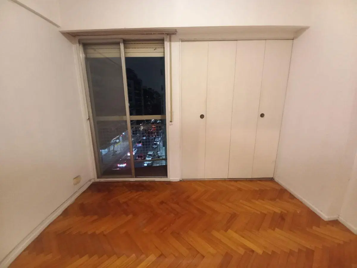 Dos Ambientes Alquiler en Recoleta C/balcón 8