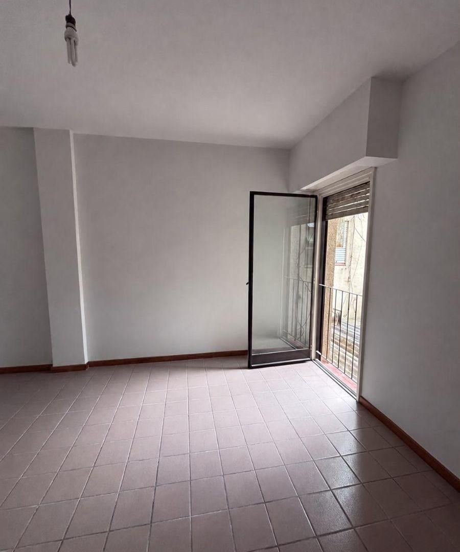 Foto de Monoambiente en alquiler – Villa del Parque, imagen 1