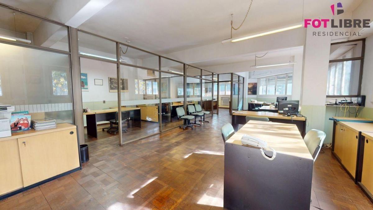 Foto de OFICINA EN ESQUINA EN MICROCENTRO | AV. CÓRDOBA | PLANTA LIBRE, imagen 4