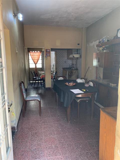 Casa en Lote Propio 4 Ambientes a Reciclar 5