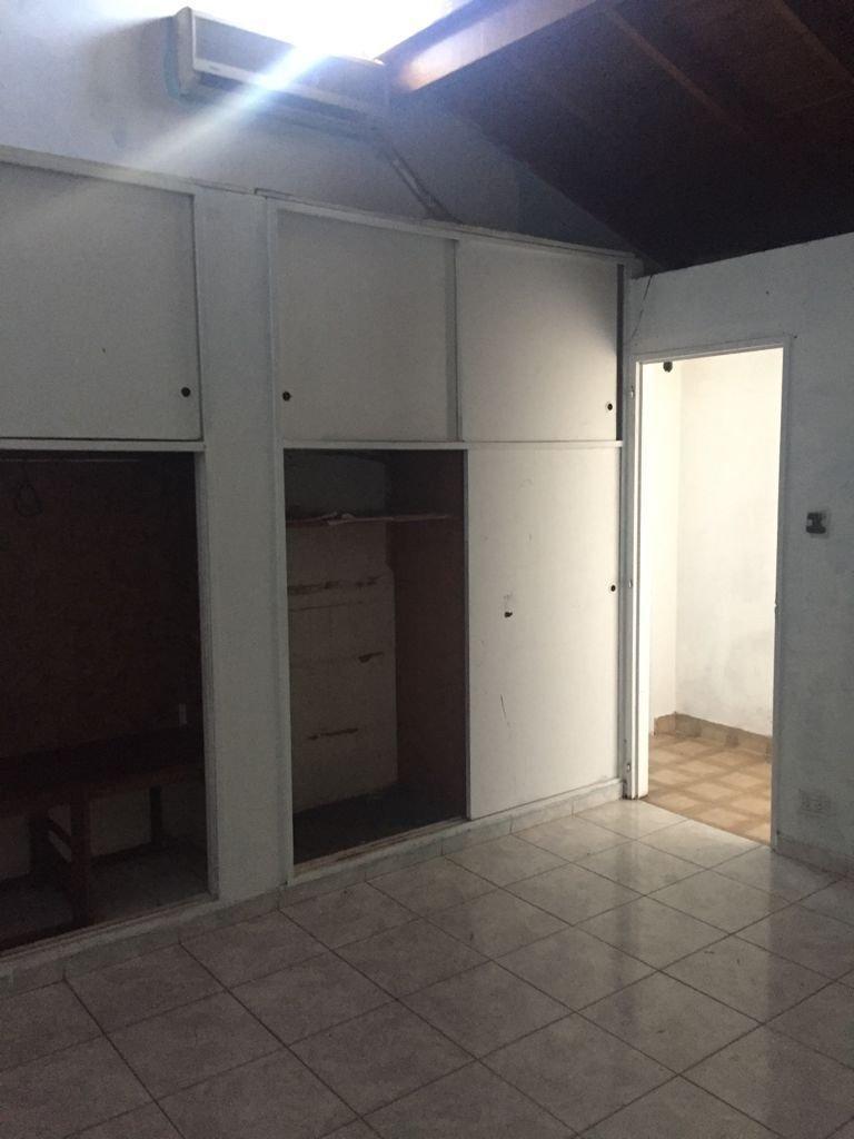 Casa en Lote Propio 8,66x20 m. 2 Plantas - Garaje - Patio - Terraza 4
