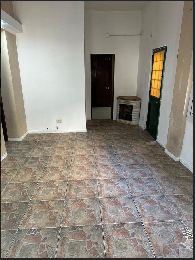 Excelente PH de 3 Ambientes con Entrada Independiente 2