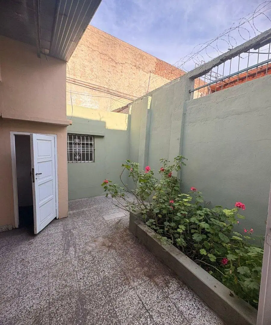 Hermoso PH refaccionado a nuevo en Villa Lugano 1