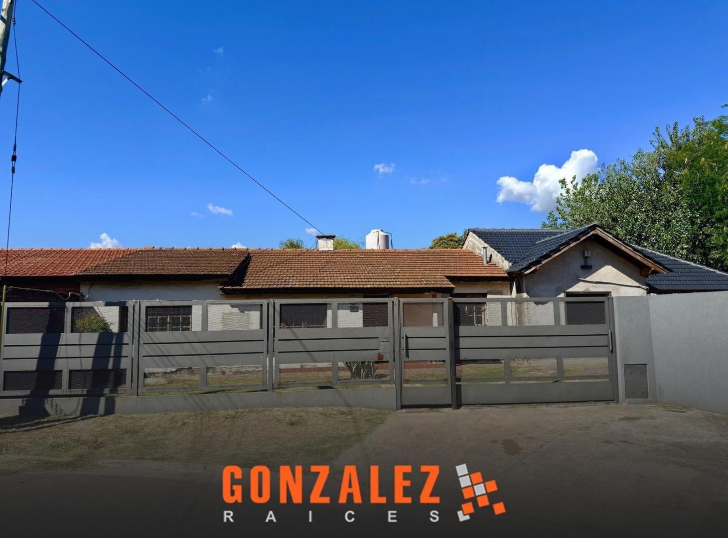 Foto de Casa 5 ambientes en Ciudad Evita - Amplio lote, imagen 1