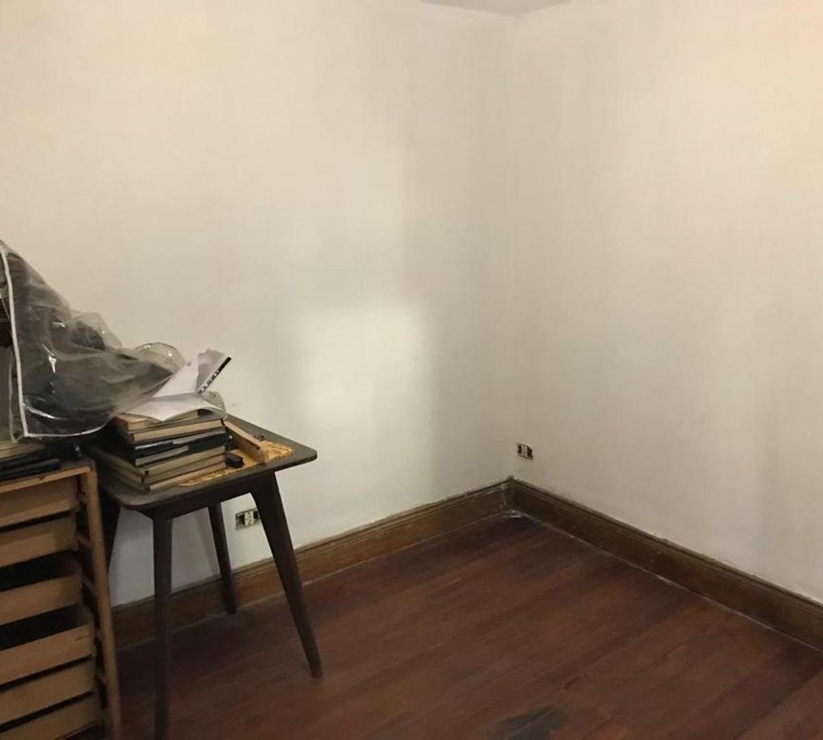 Venta. Permuta. Casa. 11 Ambientes. 432 m². Saavedra 1000. 3