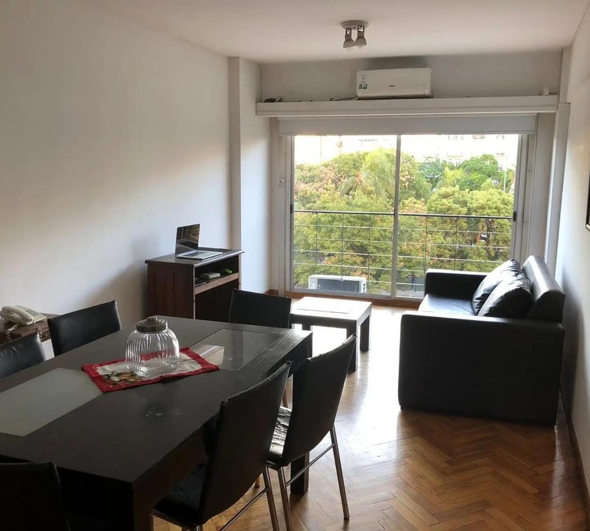 Venta. Departamento. 2 Ambientes. Carlos Pellegrini 1000. 2