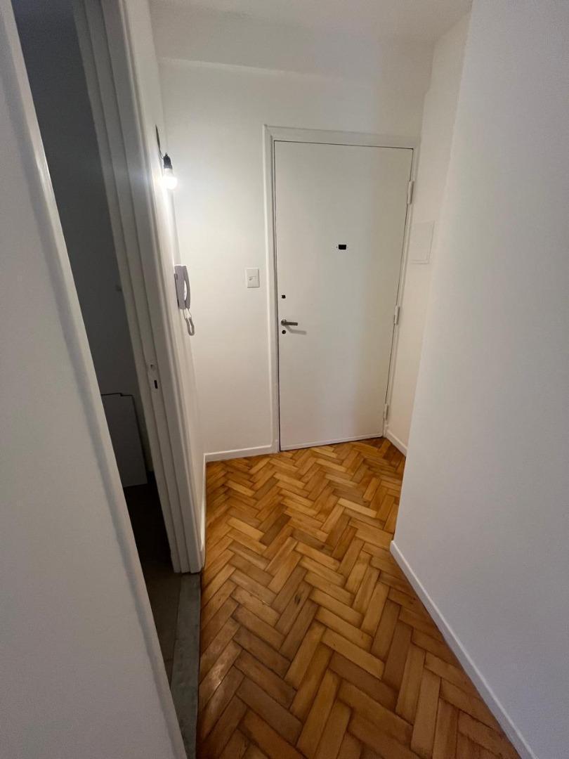 Venta. Departamento 3 Ambientes. Vidal y Monroe. 5