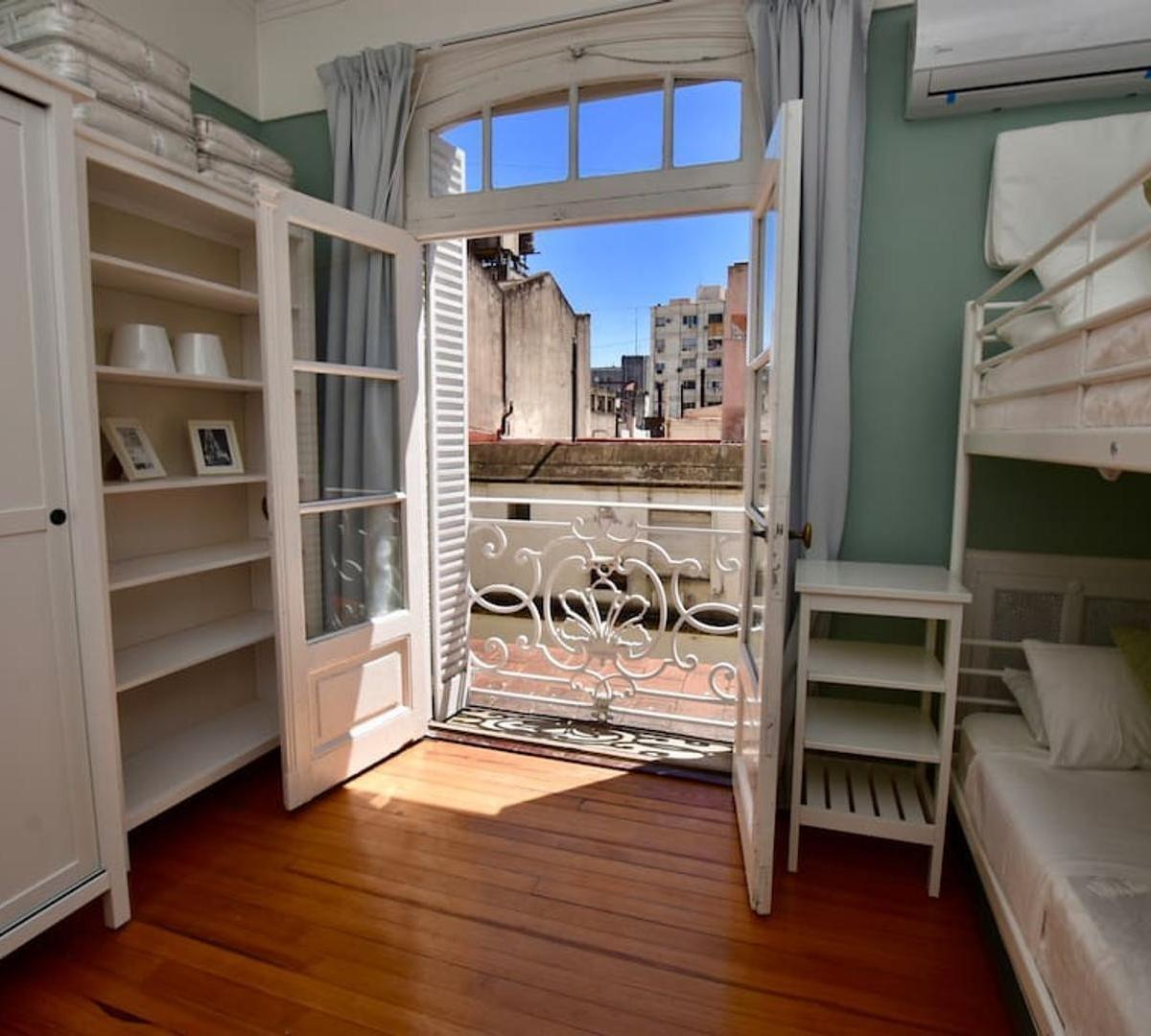Venta. Departamento. 4 Ambientes. Sarmiento 800. 5